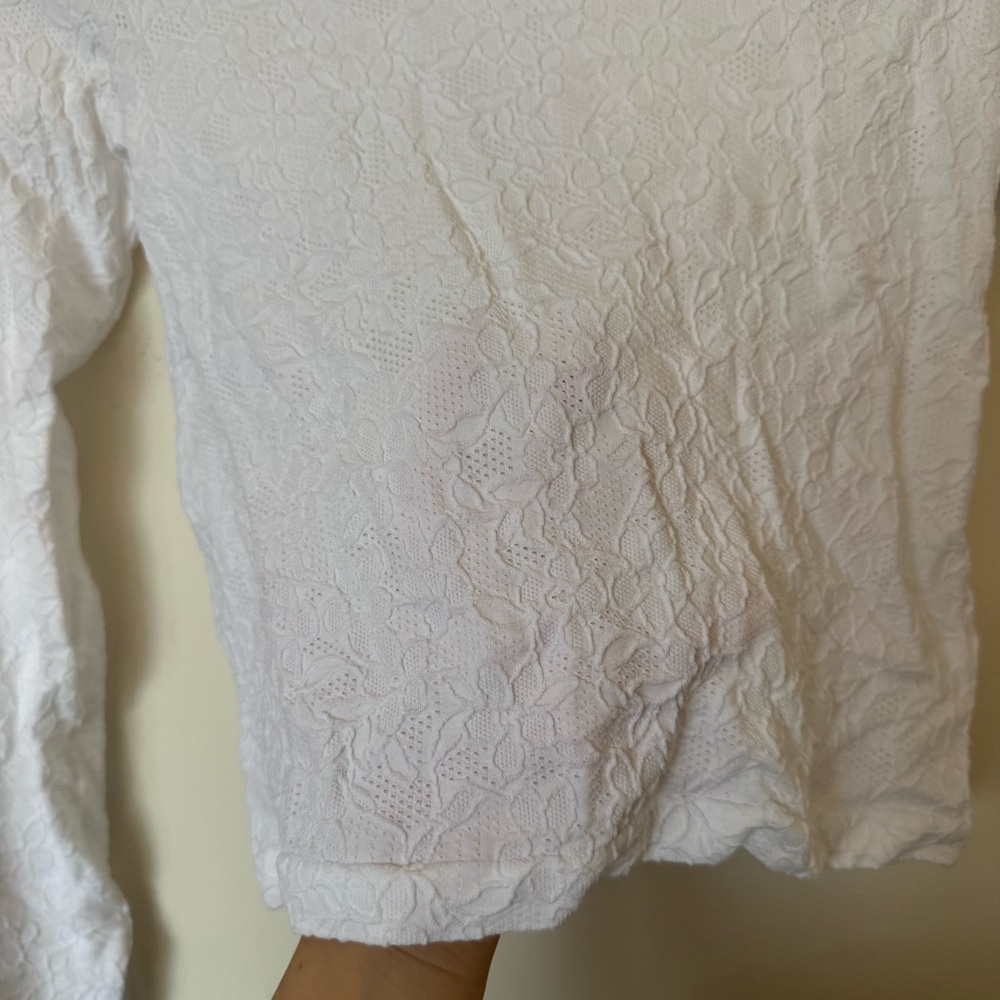 Aritzia Sunday Best White Floral Textured Long Sleeve - Picture 6 of 6